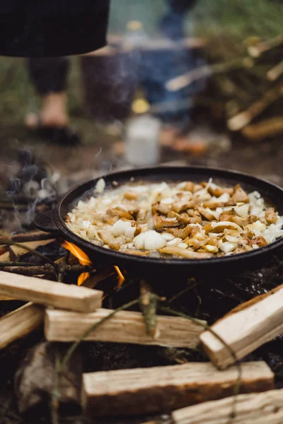 Comida Cocinada Una Fogata Viaje Campamento Cocina Del Campamento Cocinando — Foto de Stock