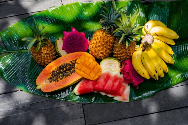 Tropische Früchte Hintergrund Ananas Bananen Wassermelone Pap — Stockfoto