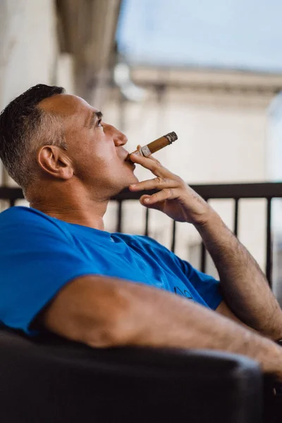 Man Smokes Cuban Cigar Close Portrait — Stock Photo, Image