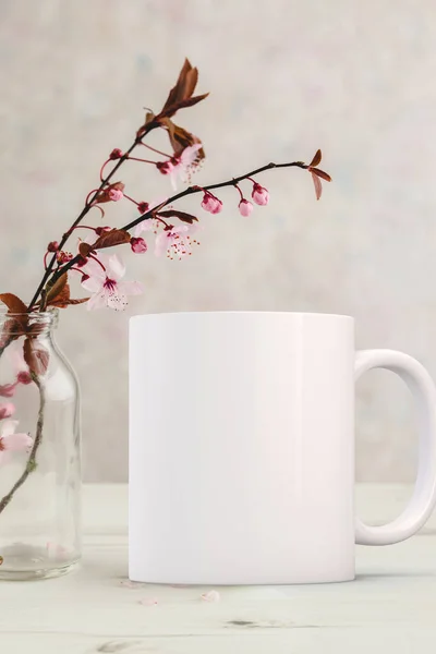 Tasse Blanche Vierge Côté Fleurir Dans Vase Verre Parfait Pour — Photo