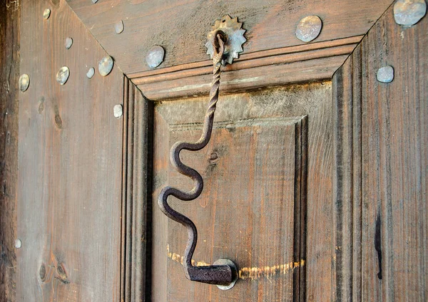 Locks and knockers — Stock Photo, Image
