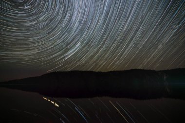 Bon Echo Park 'ta yıldızlı bir gece yıldızı var.
