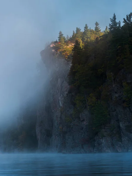 Nebel Über Dem Mazinaw Rock — Stockfoto