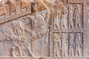 Aslan ve Boğa Bas Yardım, Persepolis, İran