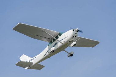 Single-engine sports plane clipart