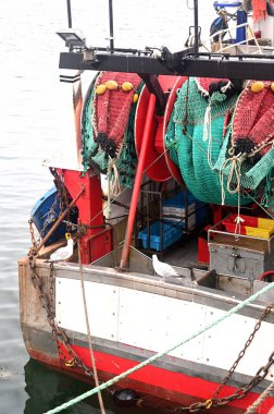 Balıkçı teknesi, balıkçı teknesi, balıkçı teknesi.