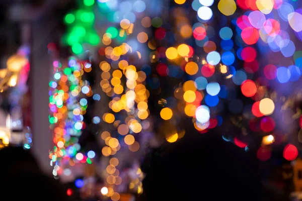Χρώμα Χριστουγεννιάτικα Φώτα Στην Αγορά Του Δρόμου — Φωτογραφία Αρχείου
