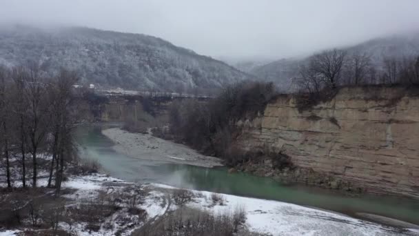 Russia Western Caucasus Quadcopter Flights Belaya River Winter Village Kamennomostky — Stock Video