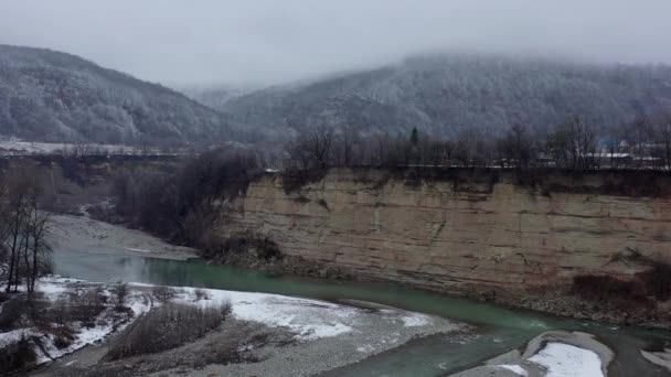 Russia Western Caucasus Quadcopter Flights Belaya River Winter Village Kamennomostky — Stock Video