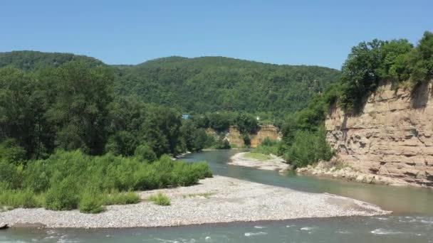 Västra Kaukasus Floden Belaya Byn Kamennomostokom Inspelning Från Quadcopter Vid — Stockvideo