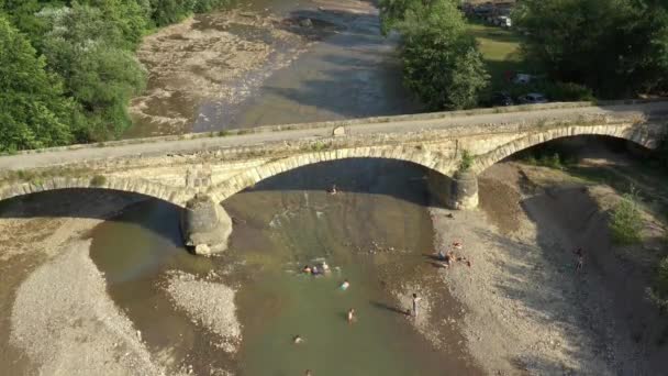 Cáucaso Occidental Viejo Puente Dakhovsky Pueblo Dakhovskaya Puente Fue Construido — Vídeo de stock