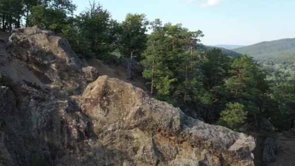 Westkaukasus Berglandschaften Den Plantschenski Felsen Und Dem Dorf Plantschenski — Stockvideo