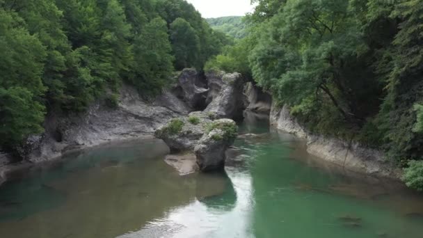 Westkaukasus Der Fluss Belaya Seine Stromschnellen Ausgang Aus Der Khadzhokh — Stockvideo