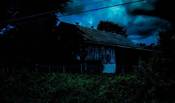 Scary Barn Woods — Stock Photo, Image