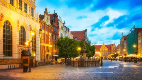 Magnifiquement Illuminé Vieille Ville Gdansk Avec Statue Neptune Pologne Poméranie — Photo