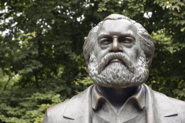 Karl Marx heykel, ayrıntı anıtın Marx-Engels-Forum, genel bir park merkez Mitte bölgesi Berlin, Almanya