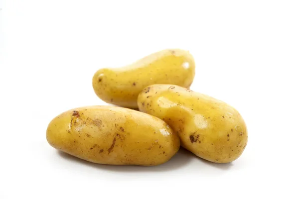 Jonge Aardappelen Gekookt Hun Huid Geïsoleerd Een Witte Achtergrond Kopieerruimte — Stockfoto