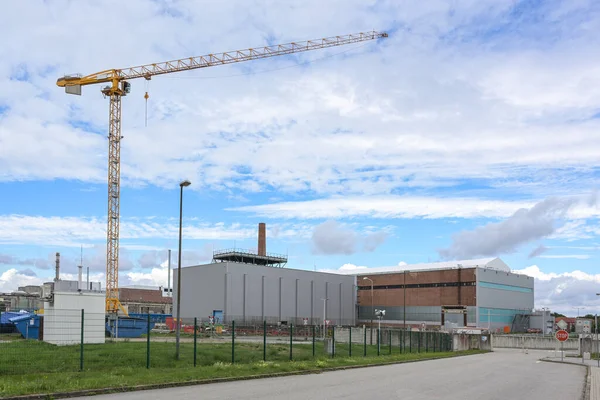 Local Construção Com Guindaste Instalação Armazenamento Intercalar Antiga Central Nuclear — Fotografia de Stock