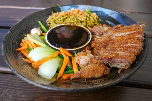 Asian Dish Roasted Duck Vegetables Noodles Teriyaki Sauce Flat Bowl — Stock Photo, Image