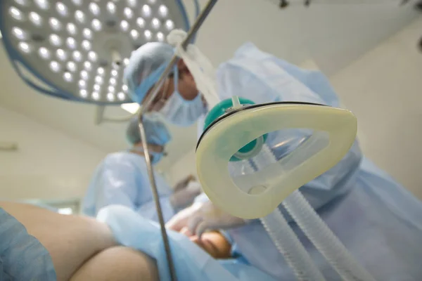Cerrahinin Planda Bir Narkoz Yakın Çekim Için Maske — Stok fotoğraf