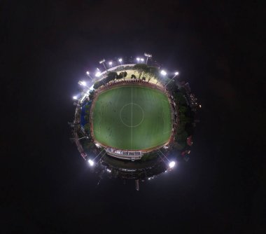 Küçük Gezegen 'de futbol sahası