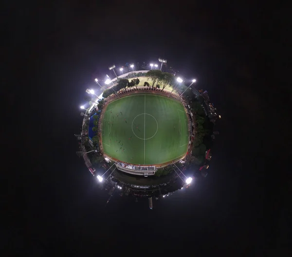 지구에 미식축구 경기장 — 스톡 사진