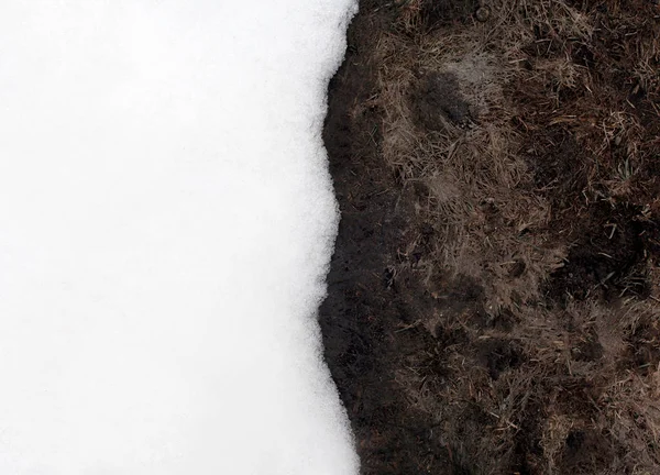 Neve Fondo Nudo Ghiacciato Incontro Della Stagione Invernale Primaverile Scioglimento — Foto Stock