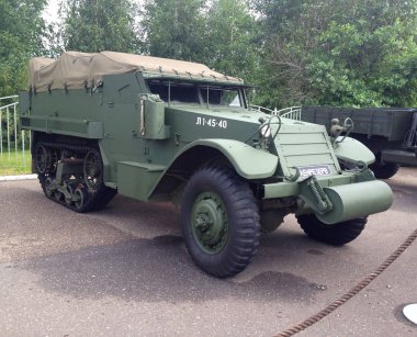 Yaroslavl, Rusya - 09 Eylül 2017: Sergi askeri teçhizat 