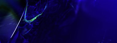 Güzel koyu mavi sıvı soyut arkaplan metalik parıltı ve yansımalarla.