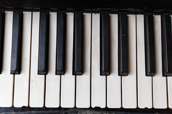 Närbild Gamla Piano Grunt Tangentbordsfokus — Stockfoto