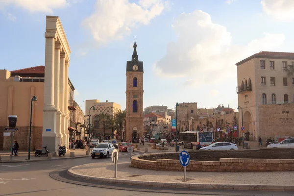Tel Aviv Jaffa 'da saat kulesi, İsrail' de trafik saati meydanı.