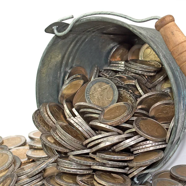 Много Монет Евро Ведре — стоковое фото