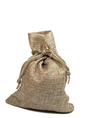 Beyaz arka planda küçük bir jüt çanta