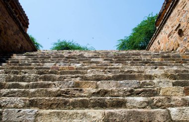 Hindistan 'ın Babür Mezarlığı' ndaki Eski Merdivenler Kralı