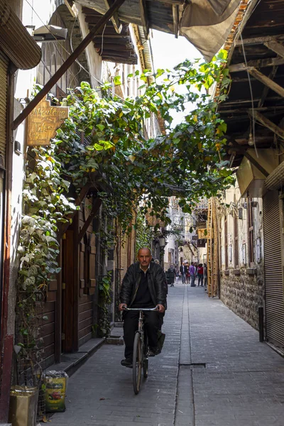 Damascus Syria 2010 View Narrow Alley Old Town Damascus 这是一条铺在街道上的鹅卵石 — 图库照片