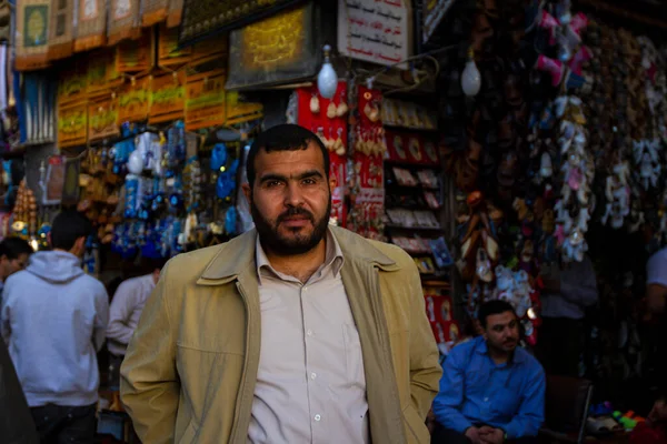 Damascus Syrië 2010 Selectief Focusportret Van Een Bebaarde Syrische Winkelier — Stockfoto