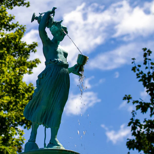 Chestertown Eua 2020 Uma Estátua Topo Uma Fonte Água Fountain — Fotografia de Stock