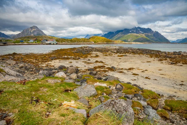 Krásná krajina přírody v Lofoten ostrovy, Norsko — Stock fotografie