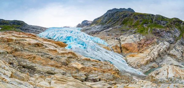 ブルーの Svartisen 氷河北ノルウェー — ストック写真