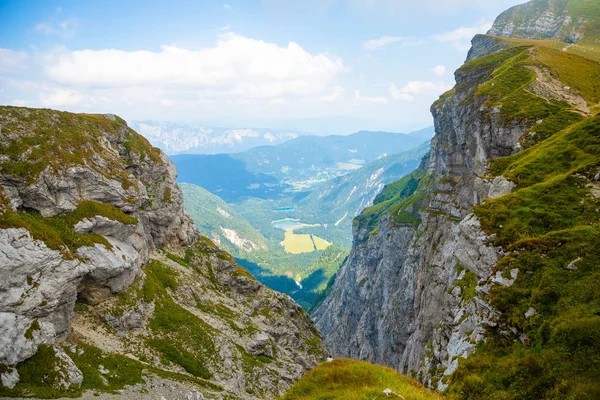Panoramik Itaian Alps görünümünden Mangart eyer, Slovenya — Stok fotoğraf