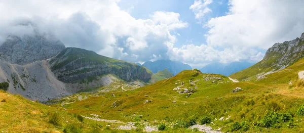 Alps Mangart eyer Slovenya üzerinden panoramik