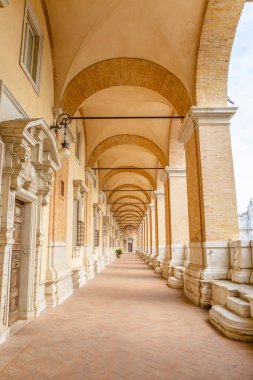 Balcomy, Basilica della Santa Casa içinde Loreto, Ancona, İtalya