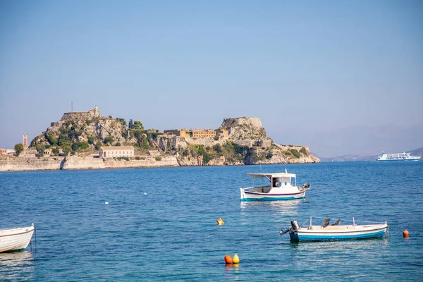 Old Venetian fortress and Hellenic temple at Corfu, Ionian Islands, Greece — Stock Photo, Image