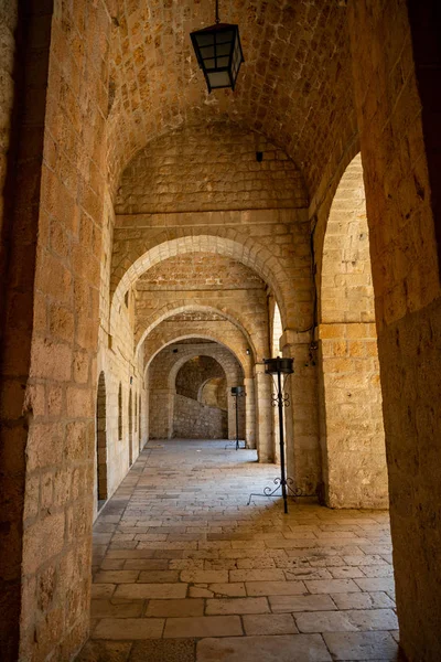Interior de Fort Lovrijenac, St. Lawrence Fortress building architecture in Dubrovnik, Croacia — Foto de Stock