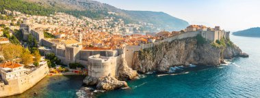 Hırvatistan Dubrovnik eski kasaba günbatımı ışık, Fort Lovrijenac göster