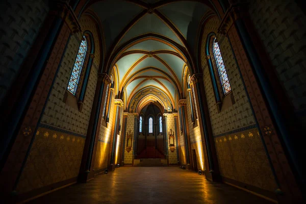 Prague, République tchèque - 5.12.2018 : Intérieur du hall principal de l'église protestante Sacre Coeur à Prague, République tchèque — Photo