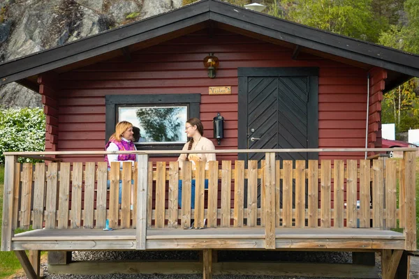 Stryn Norwegen 2018 Touristen Oppstrynsvatn See Der Gemeinde Stryn Kreis — Stockfoto