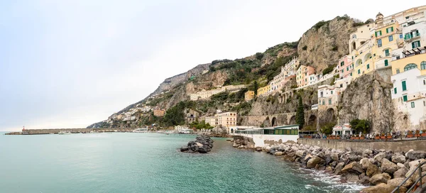 Amalfi, Italy - 03.02.2019: View of Amalfi cityscape on coast line of mediterranean sea in winter time, Italy — Stock Photo, Image