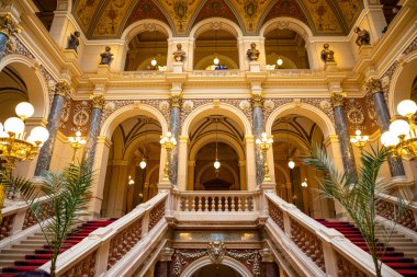 Prag, Çek Cumhuriyeti - 06.05.2019: Neo-Rönesans tarzında Ulusal Müzeinterier, 2018 yılında Prag'da yenilendi