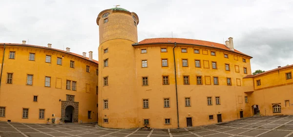 Uitzicht Het Kasteel Van Podebrady Vanaf Binnenplaats Tsjechië — Stockfoto